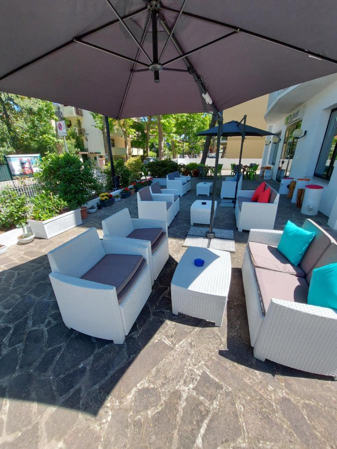 Hotel Senza Pensieri ריצ'יונה מראה חיצוני תמונה