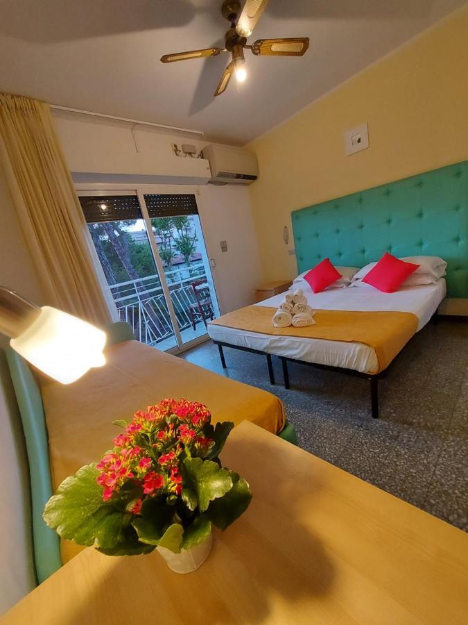 Hotel Senza Pensieri ריצ'יונה מראה חיצוני תמונה